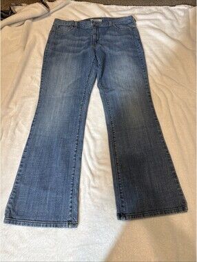 Levi’s 515 Bootcut Women's Jeans Size 14 Blue Denim 36X32 Mid Rise (2169)